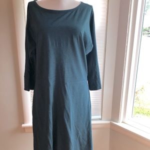 Terrific teal 3/4 sleeve dress by Toad and Co in a US size large.